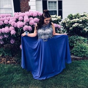 Juniors prom dress